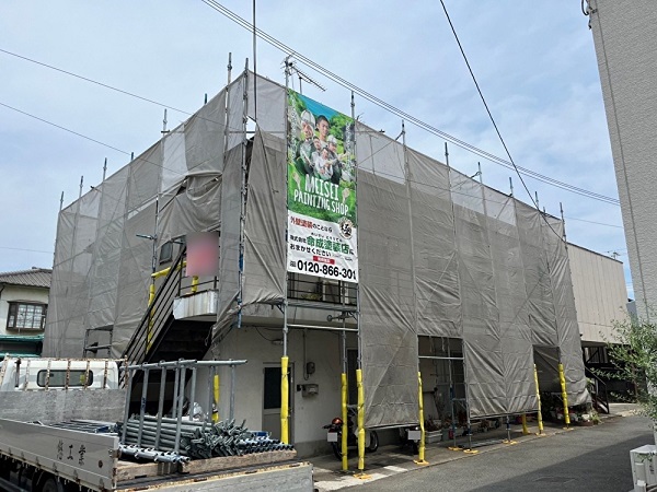 姫路市飾磨区　アパート　屋根塗装・外壁塗装　足場組み立て (2)