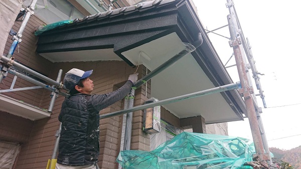 兵庫県姫路市・O様邸｜外壁塗装｜軒天を塗装しました！ (1)