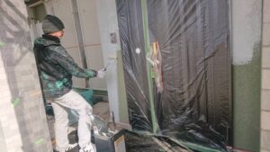 兵庫県姫路市・M様邸　外壁塗装・屋根塗装　下塗り、材料搬入 (2)