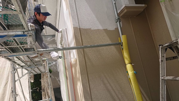 兵庫県姫路市・K様邸　屋根塗装・外壁塗装　水性ソフトサーフで外壁下塗り！ (3)